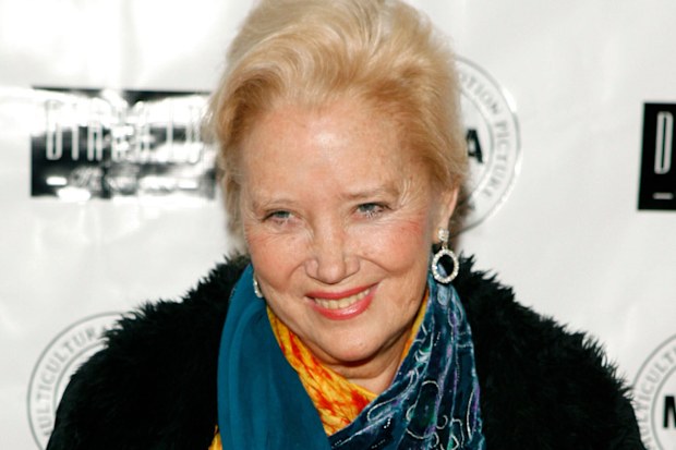 Sally Kirkland