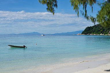 8. Teluk Dalam Besar, Redang Island, Malaysia