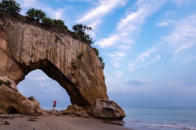 2. Pantai Tusan Bekenu, Borneo, Malaysia