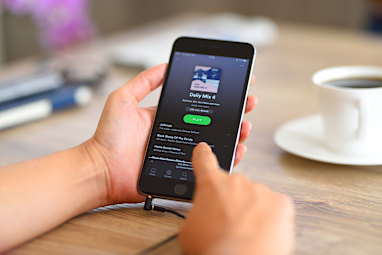 Change your workout playlist regularly