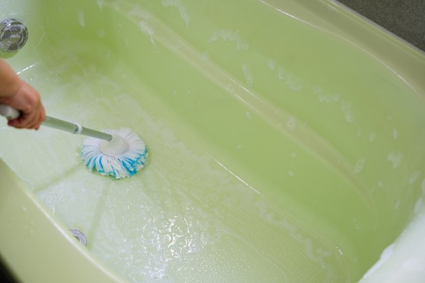 Cleaning the bath room at home
