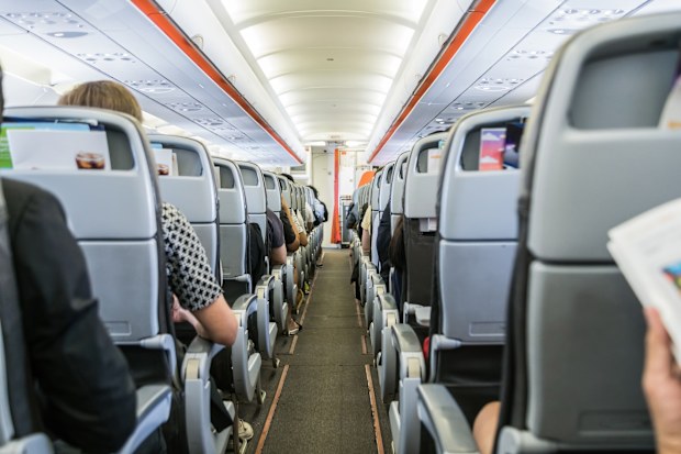 man accused of cheating on wife by nosy passenger shares story on TikTok @berryd_treasure