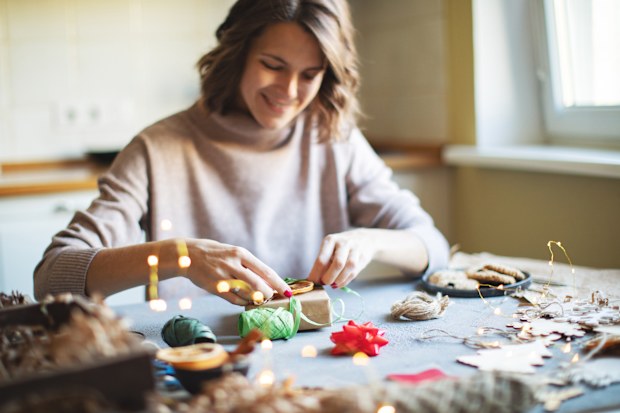 Wrapping Presents, DIY Christmas