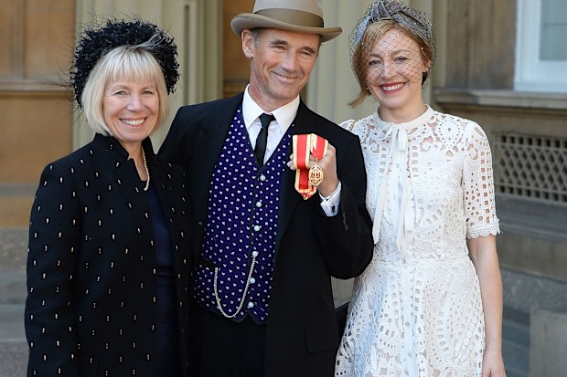 Theatre director Claire van Kampen, wife of actor Mark Rylance, dies ...