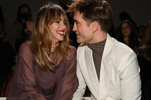 Suki Waterhouse and Robert Pattinson
