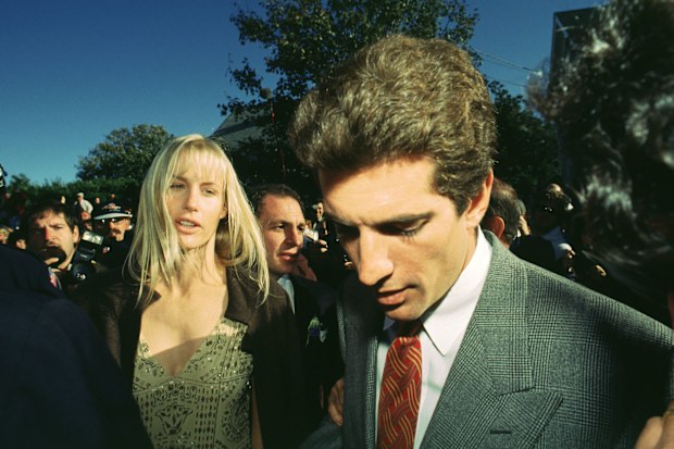 Daryl Hannah with John F. Kennedy Jr. at Edward Kennedy Jr.'s wedding on Block Island, Rhode Island, 1993.  