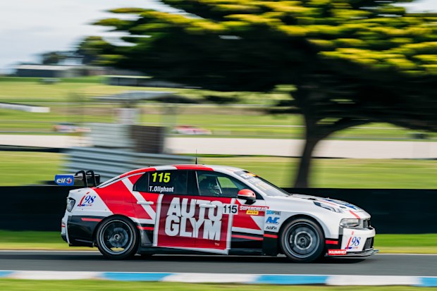 The Ashley Seward Motorsport-run Lynk & Co 03.