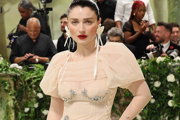 Eve Hewson 