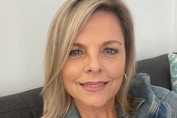 Debbie Kristenson's mother's ashes were stolen from an apartment complex in Sydney