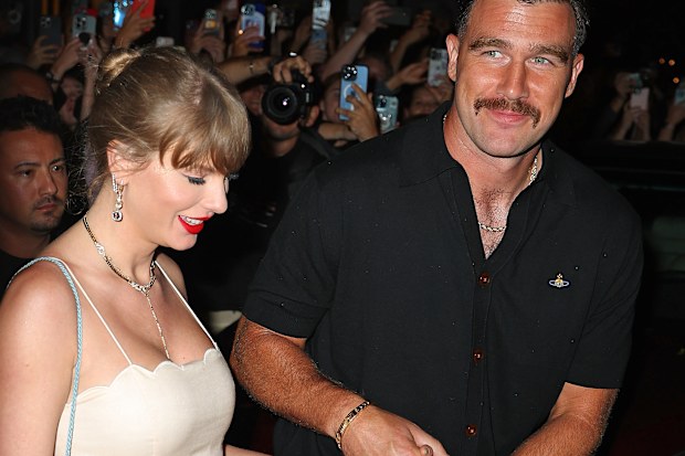 Taylor Swift and Travis Kelce 