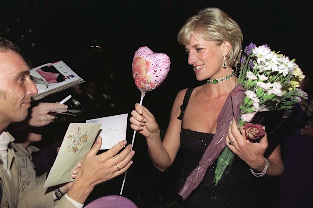 LONDON, UNITED KINGDOM - JULY 01:  Cards And Balloons For Diana, Princess Of Wales At The Tate Gallery On Her 36th Birthday On (1st July 1997) For A Gala To Celebrate The Tate's 100th Birthday. She is Wearing A Black Evening Dress By  Jacques Azagury.  (Photo by Tim Graham Photo Library via Getty Images)