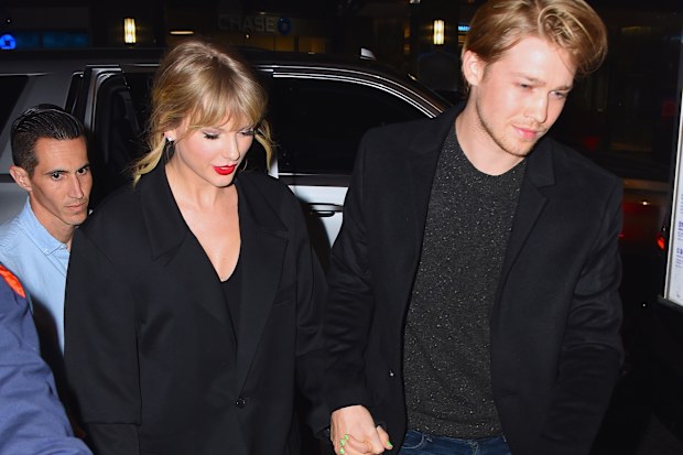 Taylor Swift and Joe Alwyn
