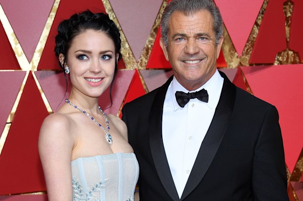Mel Gibson and Rosalind Ross at the 89th Annual Academy Awards at Hollywood & Highland Center on February 26, 2017 in Hollywood, California.