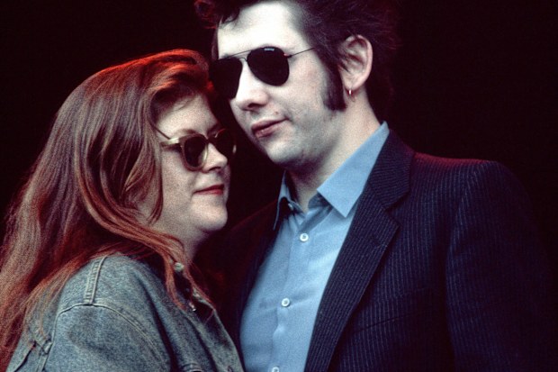Kirsty MacColl and Pogues singer Shane MacGowan in 1994