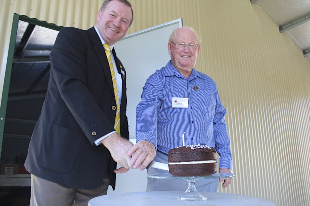 mn-ncmensshed-11 Member for Myall Lakes Stephen Bromhead