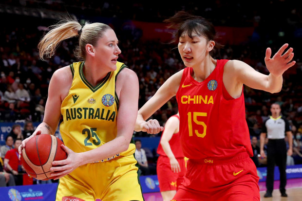 SYDNEY, AUSTRALIA - SEPTEMBER 30: Lauren Jackson of Australia drives at the basket during the 2022 FIBA Women's Basketball World Cup Semi Final match between Australia and China at Sydney Superdome, on September 30, 2022, in Sydney, Australia. (Photo by Kelly Defina/Getty Images)