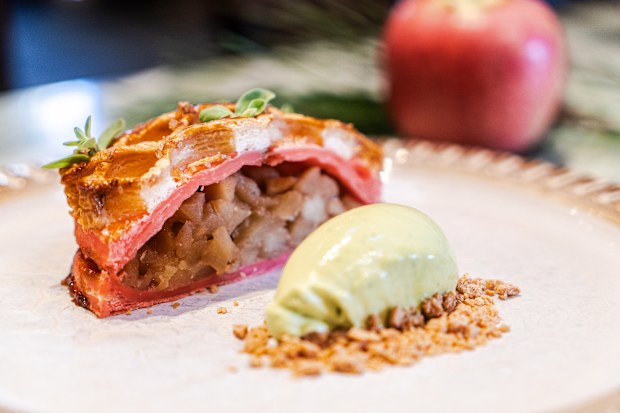 Itinerant Spirits: Wild Orchard Apple and Vansetter Vodka Pie – A sweet apple and vodka pie served warm with a creamy pine nettle ice-cream. 