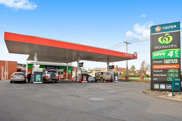 Prices outside Sydney are expected to remain stable over the long weekend. 