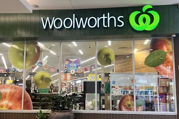 woolworths beef mince display