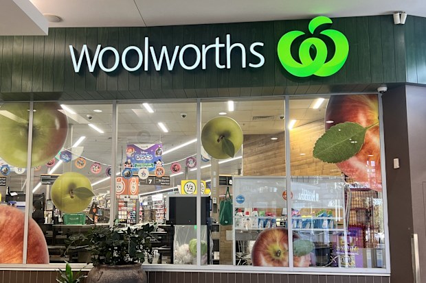 woolworths beef mince display