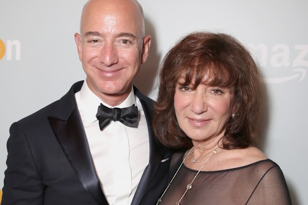 Jeff Bezos and Jackie Bezos