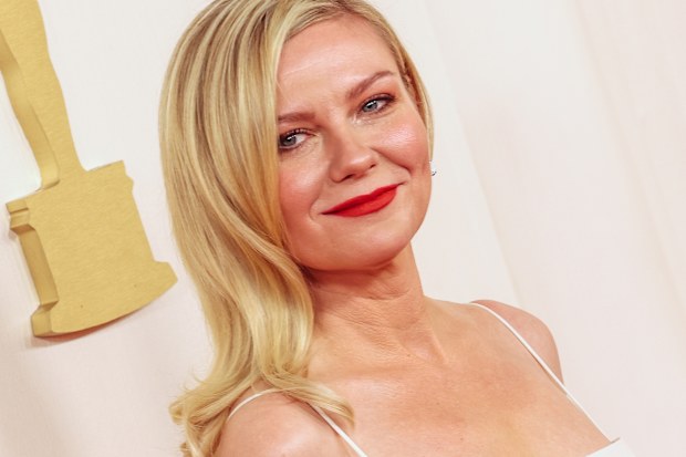 Kirsten Dunst at the 96th Annual Oscars held at Ovation Hollywood on March 10, 2024 in Los Angeles, California. 