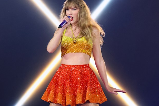 Taylor Swift orange