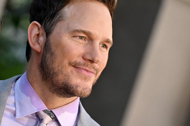 Chris Pratt and Bryce Dallas Howard