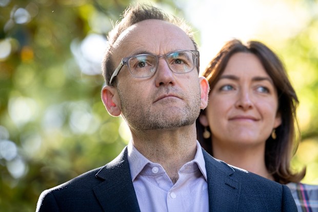 Adam Bandt, Leader of the Australian Greens and  Steph Hodgins-May, Greens Senator for Victoria updating the media on the likelihood that they will hold the balance of power in the Senate following Saturdays Federal Election.  They were in the Treasury Gardens, Melbourne. The Age. Picture:  Penny Stephens. Monday 5th May 2025