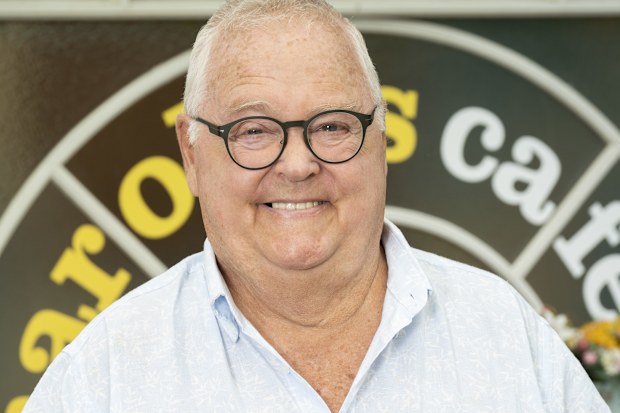 Ian Smith, famous for playing Harold, will return to Neighbours as a guest star
