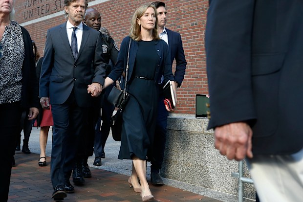 Felicity Huffman