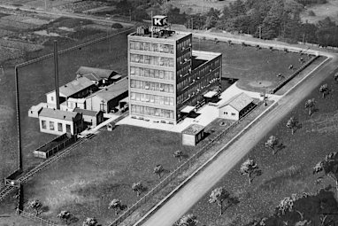 1928