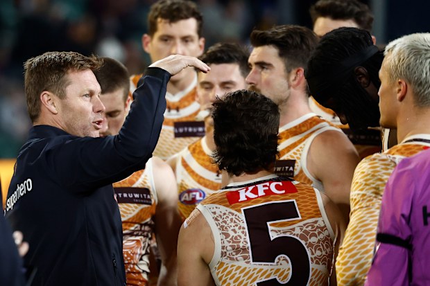 LAUNCESTON, AUSTRALIA - MAY 21: Sam Mitchell, Senior Coach of the Hawks addresses players during the 2026 AFL Round 11 match between the Hawthorn Hawks and Kuwarna (Adelaide Crows) at UTAS Stadium on May 21, 2026 in Launceston, Australia. (Photo by Michael Willson/AFL Photos via Getty Images)