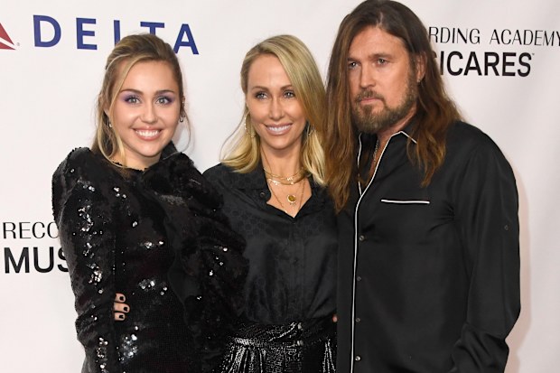 Miley Cyrus, Tish Cyrus and Billy Ray Cyrus