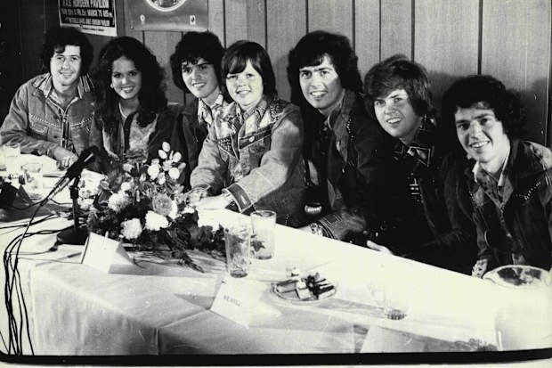The Osmonds arrival in Sydney today for Australian tour.