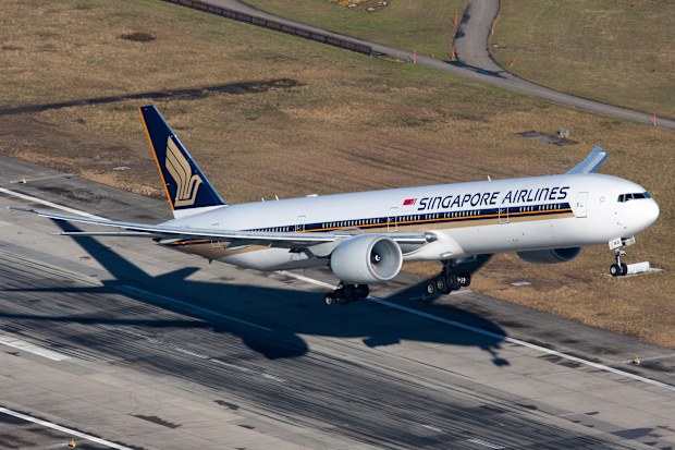"Zurich, Switzerland - December 05, 2007: Boeing 777-300 of Singapore Airlines departing Zurich airport."