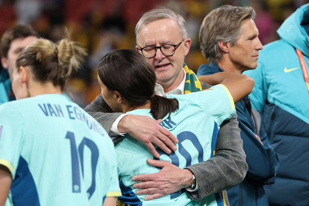 Sam Kerr of Australia is consoled by Anthony Albanese, Prime Minister of Australia following the FIFA Women's World Cup Australia & New Zealand 2023 Third Place Match match between Sweden and Australia at Brisbane Stadium on August 19, 2023 in Brisbane, Australia. 