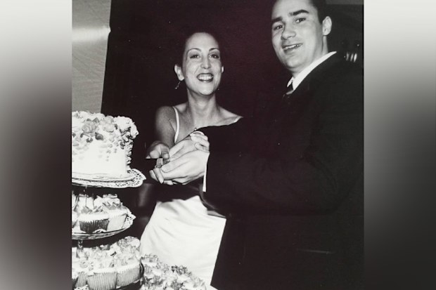 The couple got married in April 2001 at a venue called the Manhattan Penthouse on Fifth Avenue, overlooking the New York skyline.