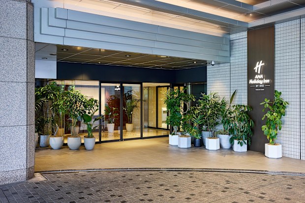 Ana Holiday Inn Tokyo Bay.