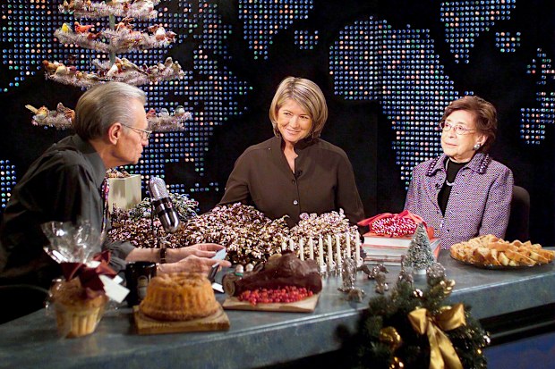 CNN's Larry King interviews Martha Stewart and her mother, Martha Kostyra (right), during a taping of Larry King Live in 2003. 