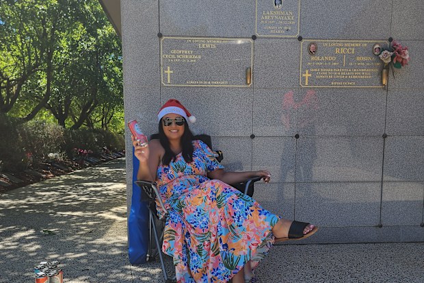 Sapphire Mitchell spends Christmas at her mum's grave.
