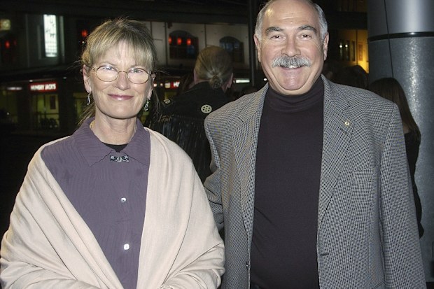 Henri Szeps, Mary-Ann