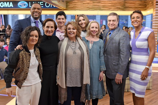 SARA GOLBERT, MICHAEL STRAHAN, LAURIE METCALF, MICHAEL FISHMAN, ROSEANNE BARR, LECY GORANSON, SARAH CHALKE, JOHN GOODMAN, ROBIN ROBERTS