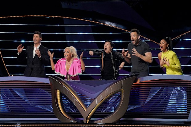 Robin Thicke, Jenny McCarthy, Ken Jeong, guest panelist Joel McHale and Nicole Scherzinger, The Masked Singer