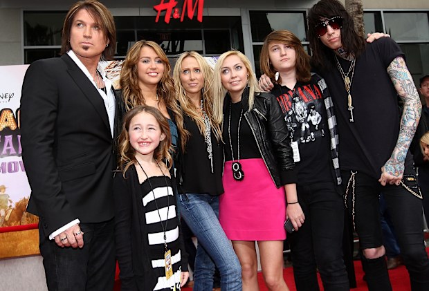 Billy Ray Cyrus, Tish Cyrus and Miley Cyrus with family
