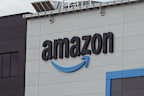 Generic. Robot, delivery, package, online shopping at Amazon Australias first robotics fulfilment centre in Erskine Park, Sydney on November 17, 2021. Photo: Dominic Lorrimer
