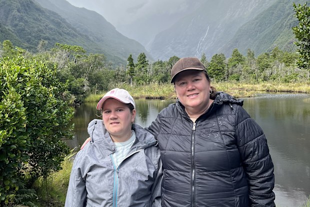 Sharon Grocott with daughter Amber.