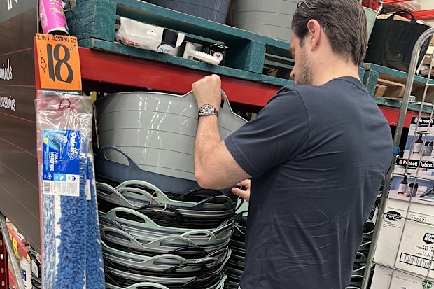 jo abi partner shamus hart bunnings aldi