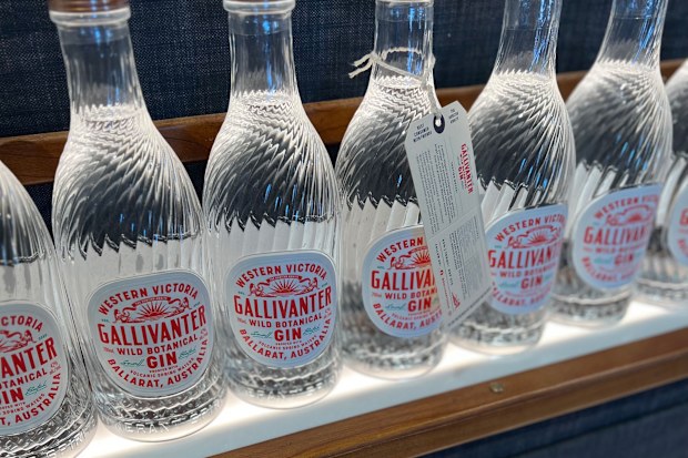 Gin distrillery ballarat Itinerant Spirits 