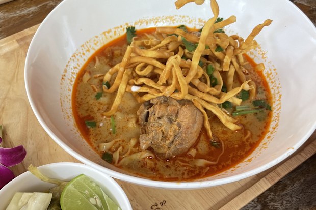 Things to do in Chiang Mai - Eat khao soi